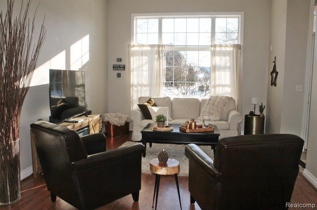 45679 N Stonewood Road, 58, Canton, MI 48187 — Photo 17