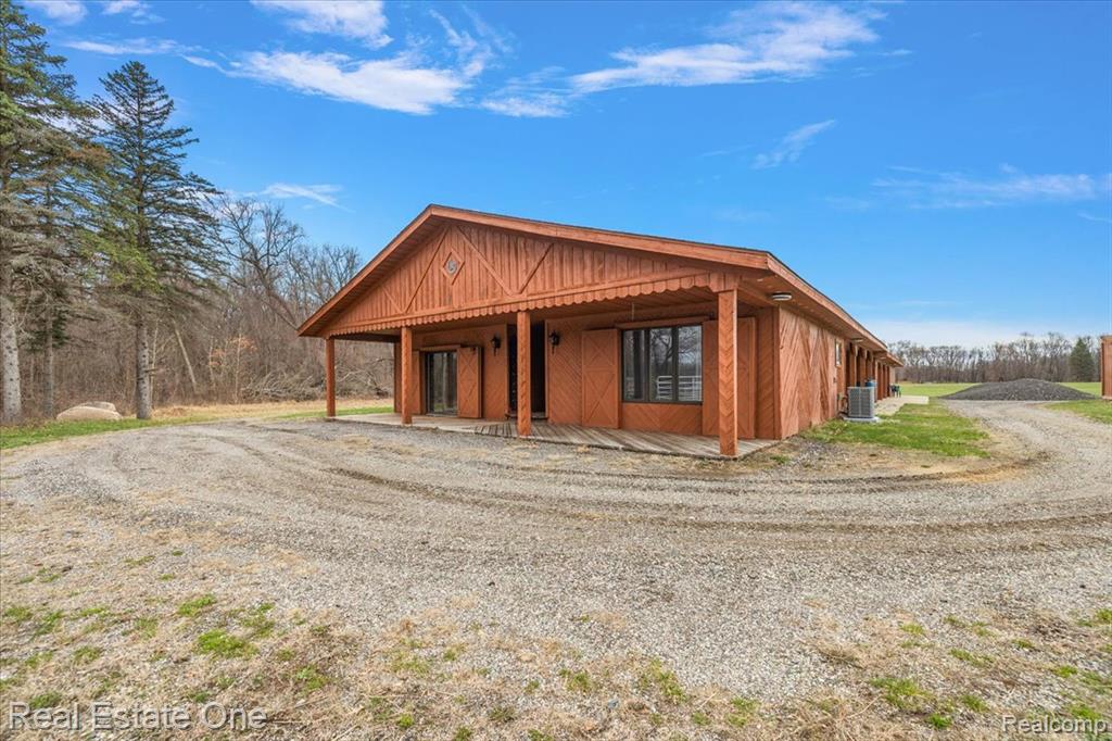 1109 Castlewood Street, White Lake, MI — Photo 8