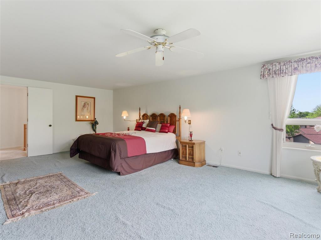 4261 Wabeek Lake Drive S, Bloomfield Hills, MI 48302 — Photo 22