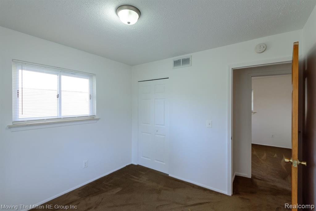 9421 VAN BUREN Street, Van Buren, MI 48111 — Photo 16