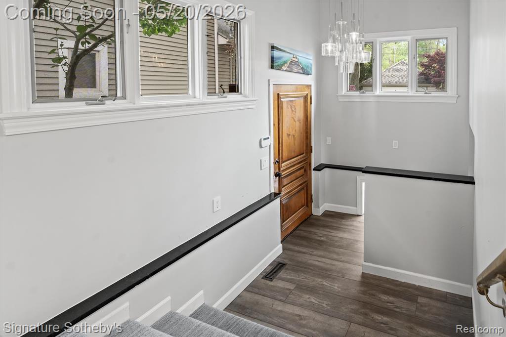 727 McDougal Drive, Waterford, MI 48327 — Photo 34