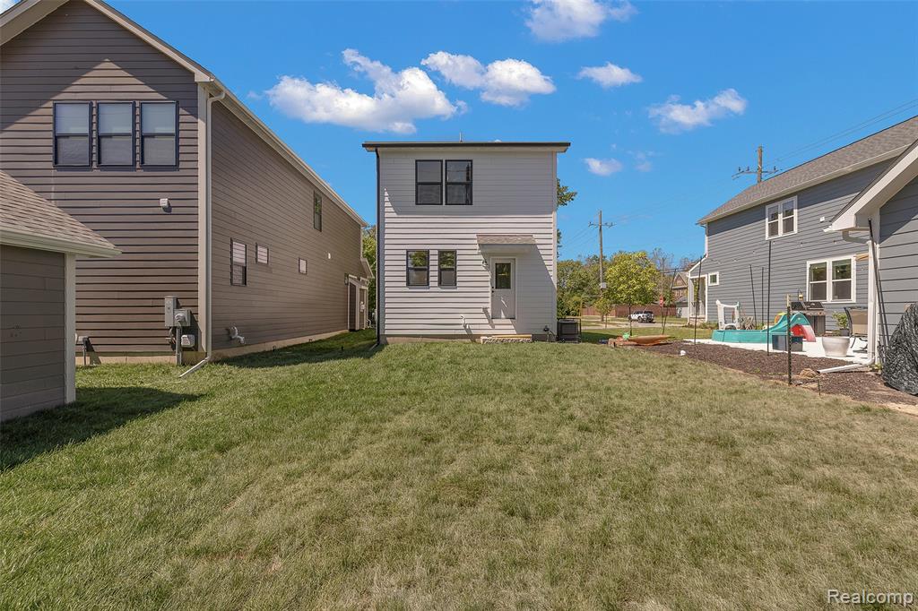 1482 Fischer Street, Detroit, MI 48214 — Photo 48