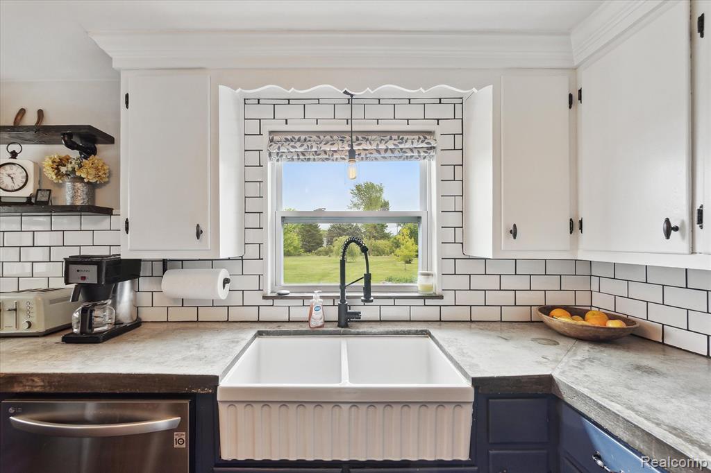 10605 Wilkinson Road, Lennon Vlg, MI 48449 — Photo 22