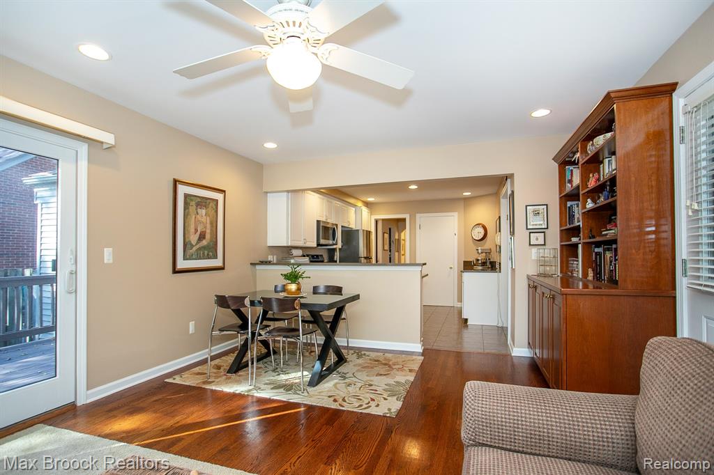 10445 Lincoln Drive, Huntington Woods, MI — Photo 18