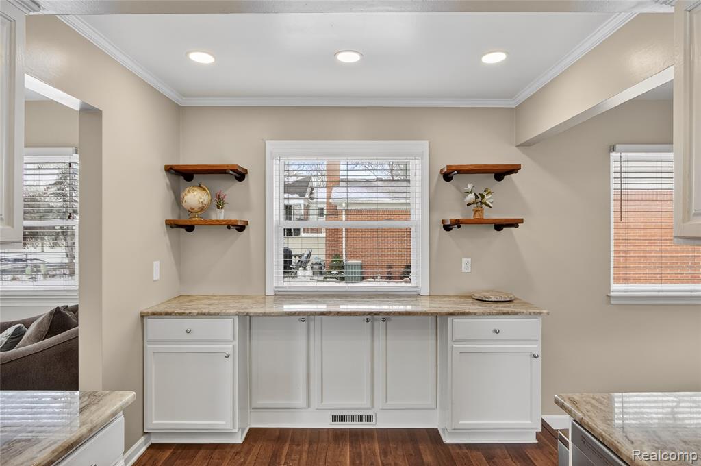 4624 Turner Street, Trenton, MI 48183 — Photo 12