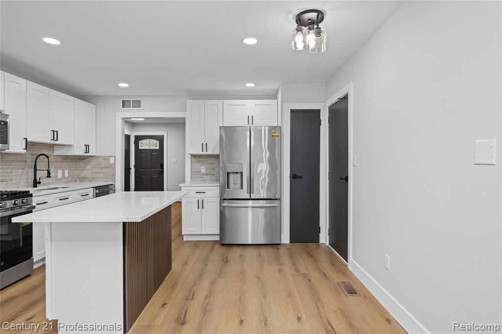 45466 Fairchild Road, Macomb, MI 48042 — Photo 22