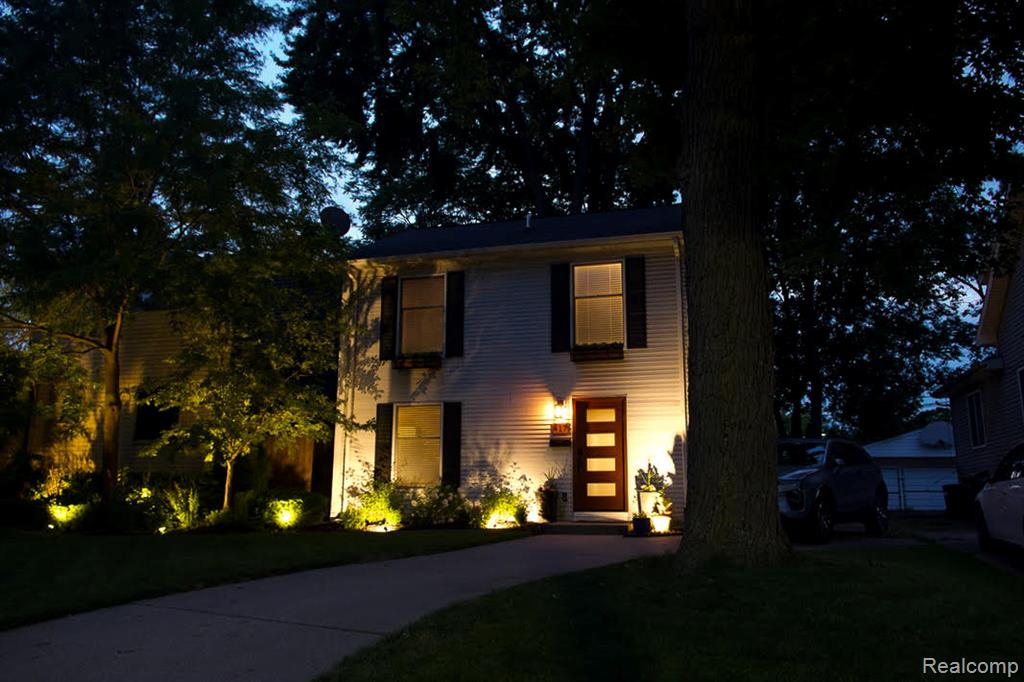 417 Curry Avenue, Royal Oak, MI 48067 — Photo 34