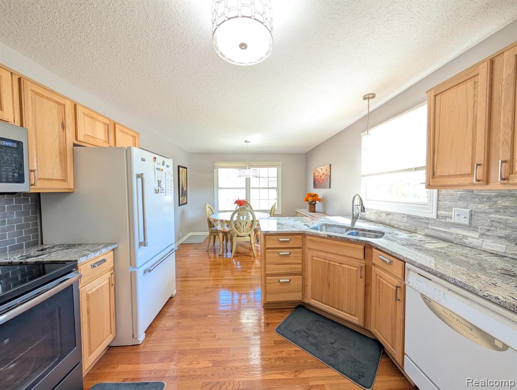 3178 Amsterdam Drive, Clio, MI 48420 — Photo 8