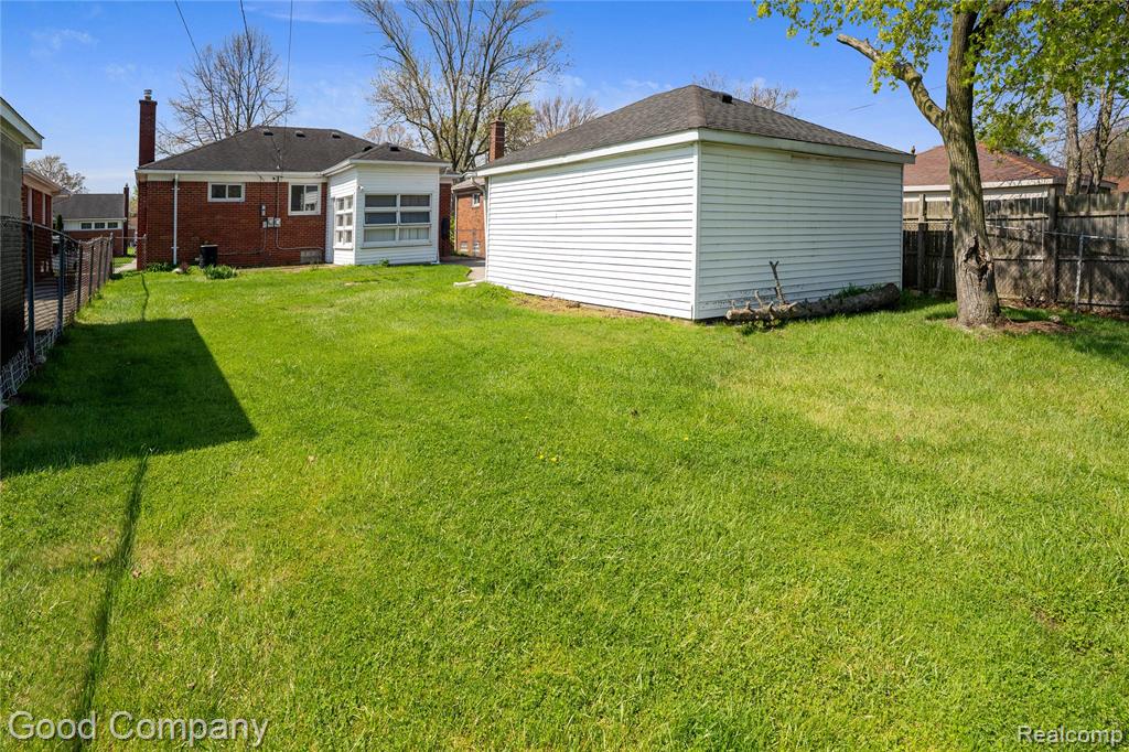 19915 Shady Lane Avenue, Saint Clair Shores, MI 48080 — Photo 21