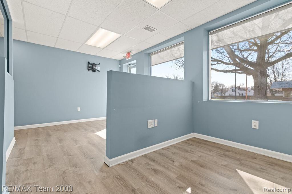 5153 S Beech Daly Street, Dearborn Heights, MI 48125 — Photo 11