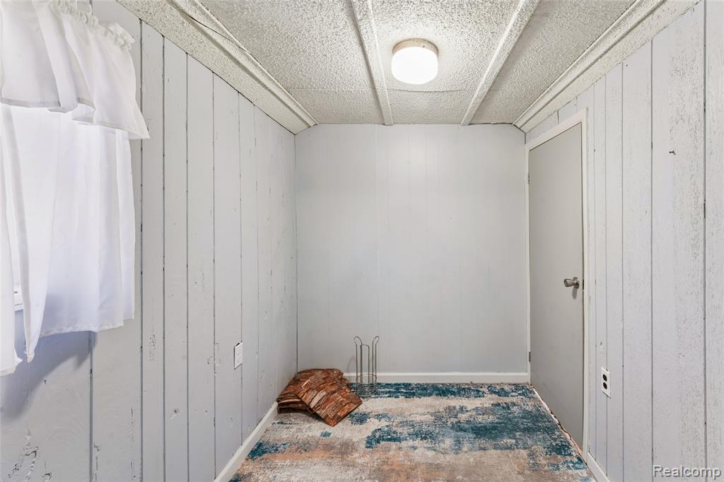 11472 E Lippincott Boulevard, Davison, MI 48423 — Photo 33
