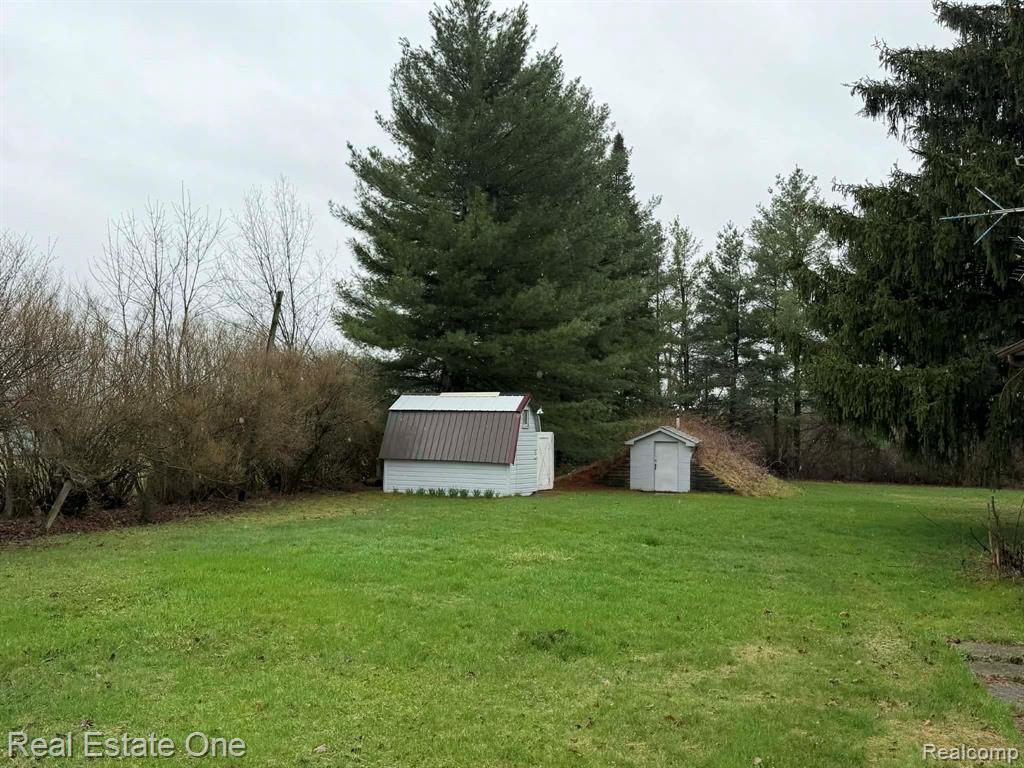 1653 E Pinconning Road, Pinconning, MI 48650 — Photo 4