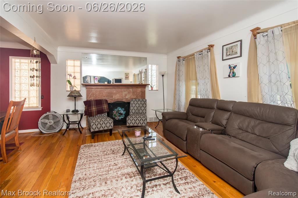 3250 E Outer Drive, Detroit, MI 48234 — Photo 9