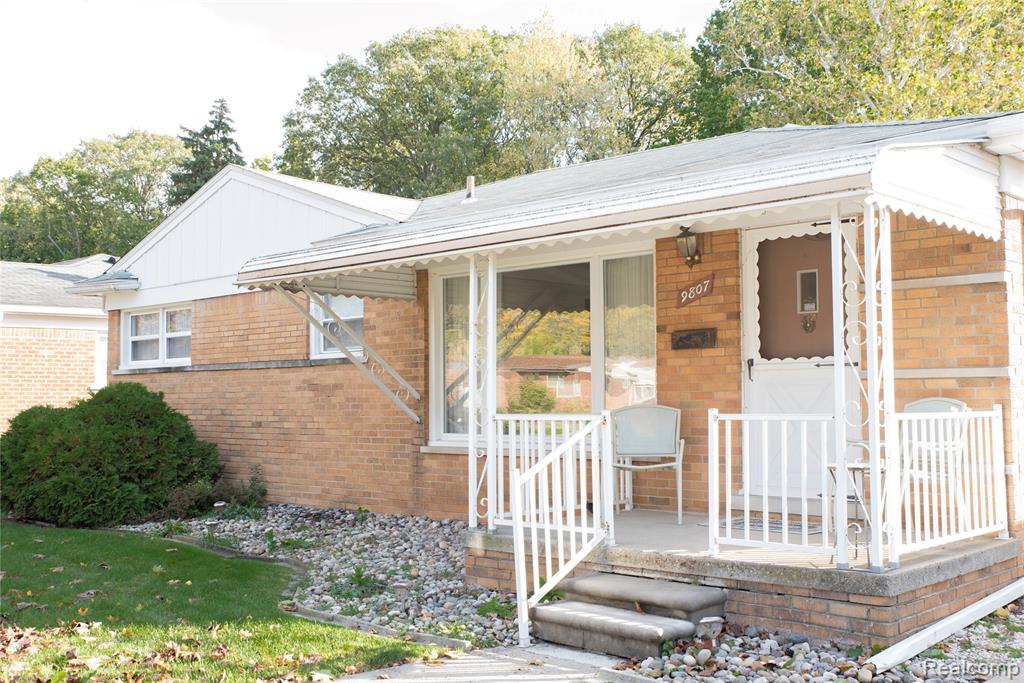 9807 Seavitt Drive, Allen Park, MI 48101 — Photo 3