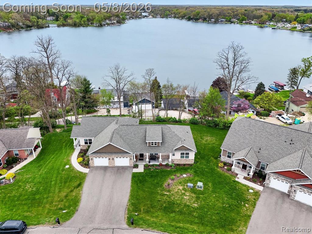 5847 Scenic Bluff Drive, 28, Brighton, MI 48116 — Photo 37