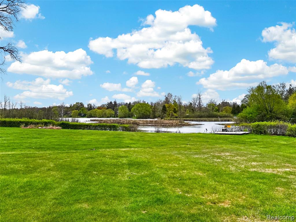 6265 Dakota Circle, Bloomfield Hills, MI 48301 — Photo 52