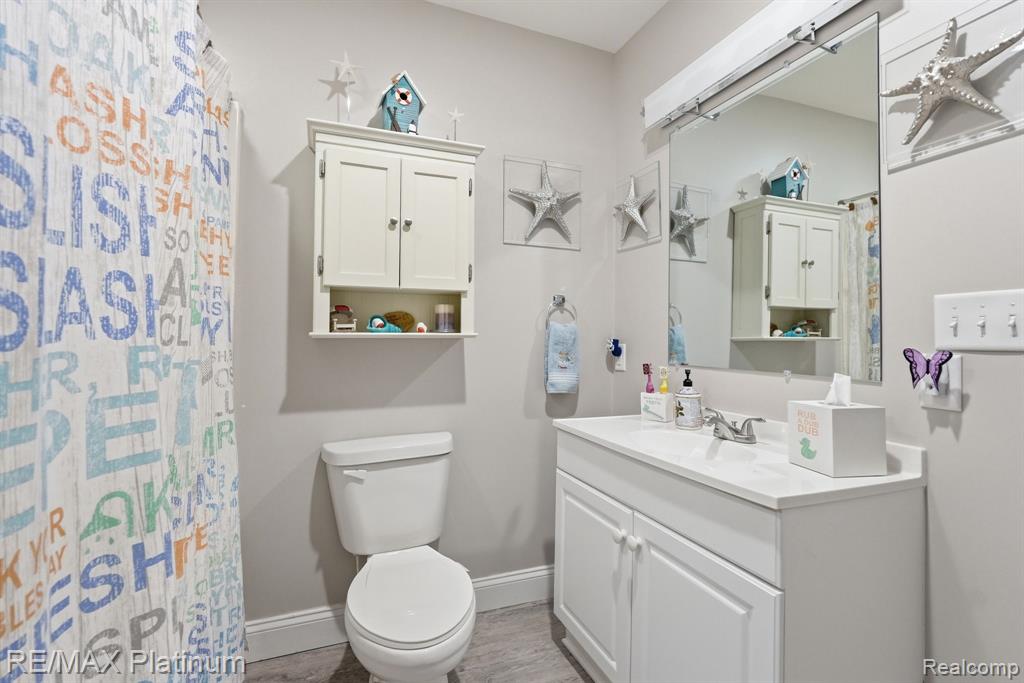 2428 Fisher Road, Howell, MI 48855 — Photo 18
