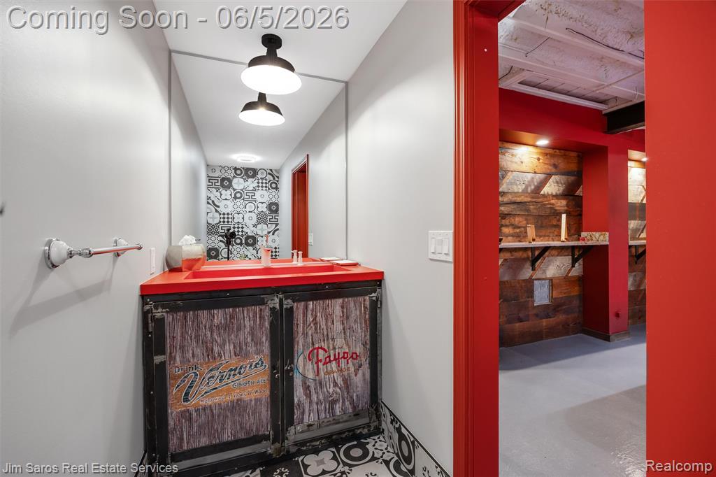 910 Edgemont Park, Grosse Pointe, MI 48230 — Photo 39