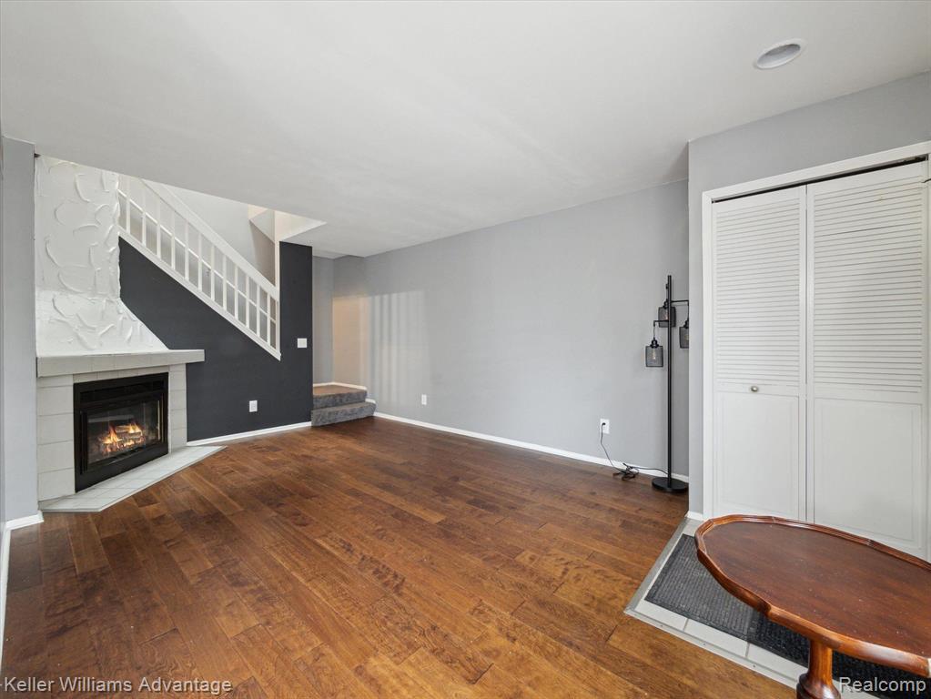 31131 COUNTRY, Farmington Hills, MI 48331 — Photo 12