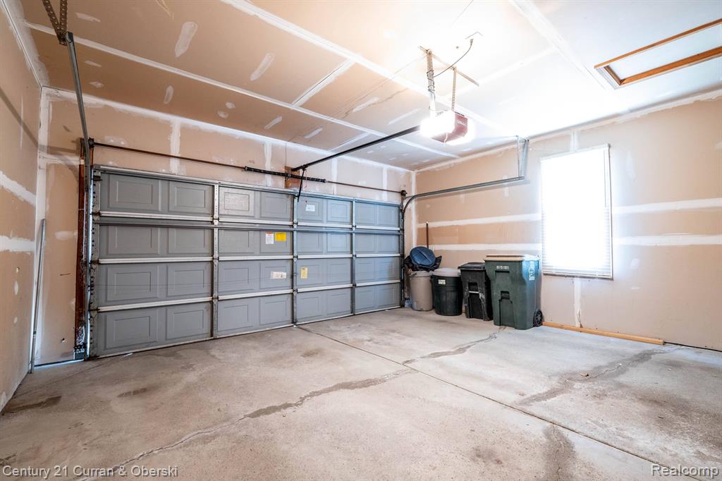 41898 RIVERWOOD Court, Canton, MI 48187 — Photo 32