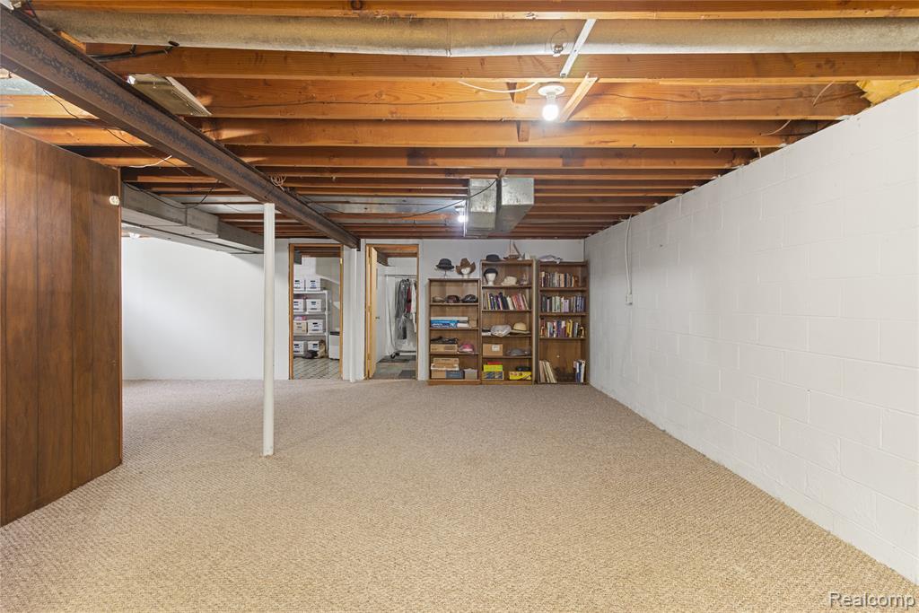 4327 Lancashire, Milford, MI 48380 — Photo 28