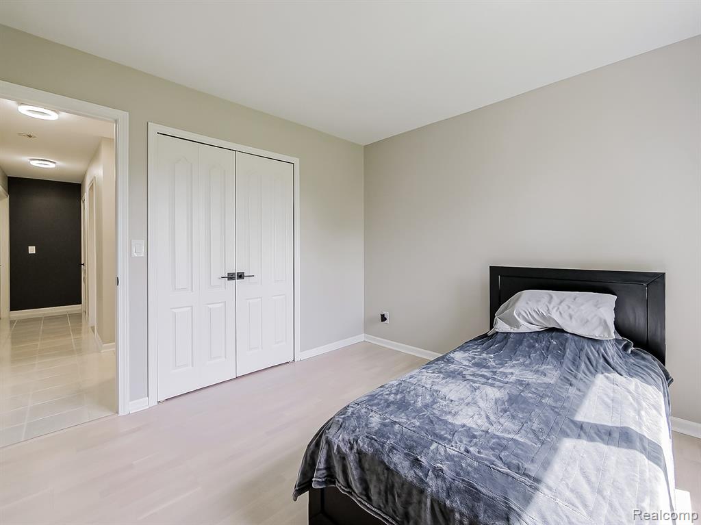 49202 Cheshire Lane, Canton, MI 48187 — Photo 15