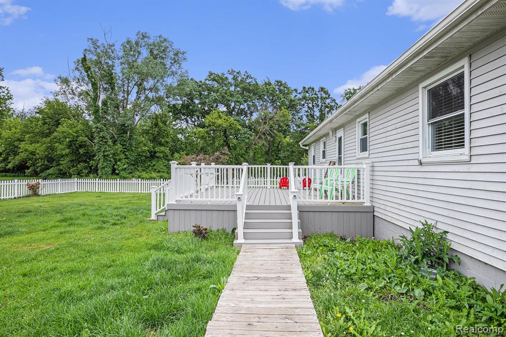 11508 Grand Blanc Road, Gaines Vlg, MI 48436 — Photo 5