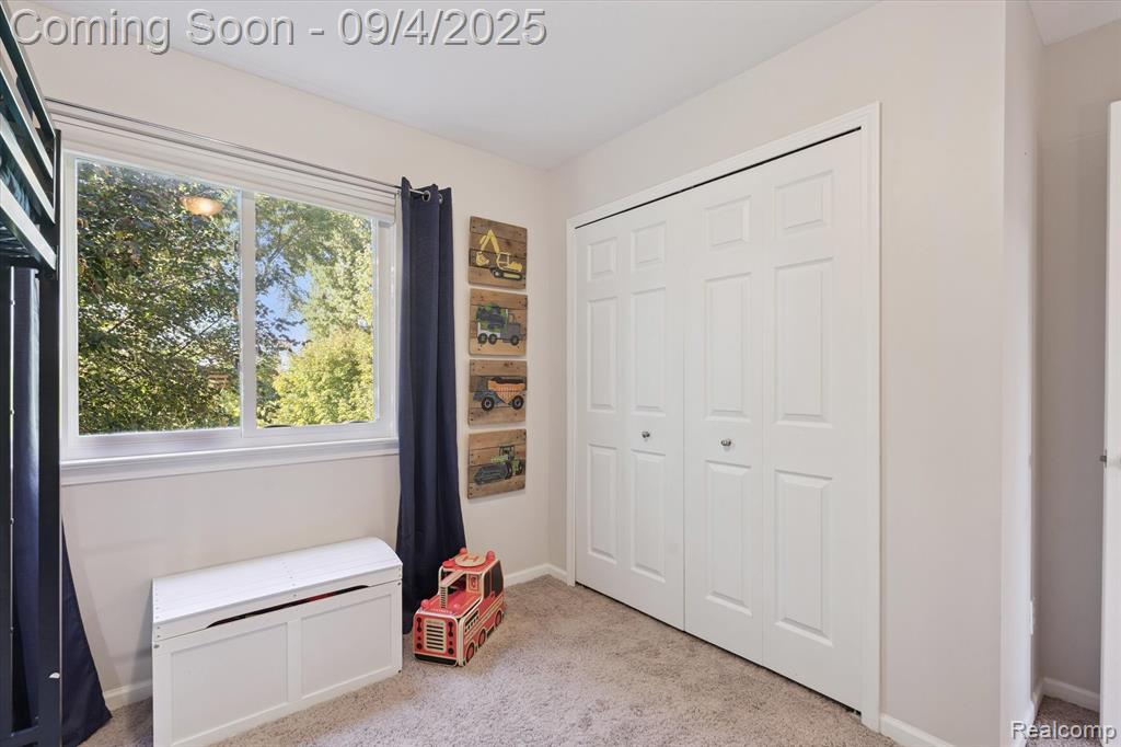 918 E Caroline Street, Fenton, MI 48430 — Photo 29