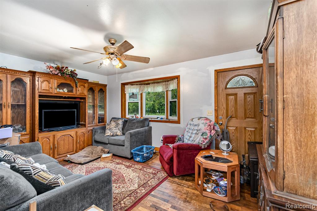 19465 Grabowski Road, St. Charles, MI 48655 — Photo 9