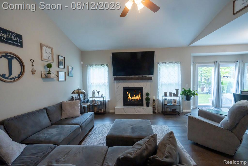 21097 McGuire, Romulus, MI 48174 — Photo 9