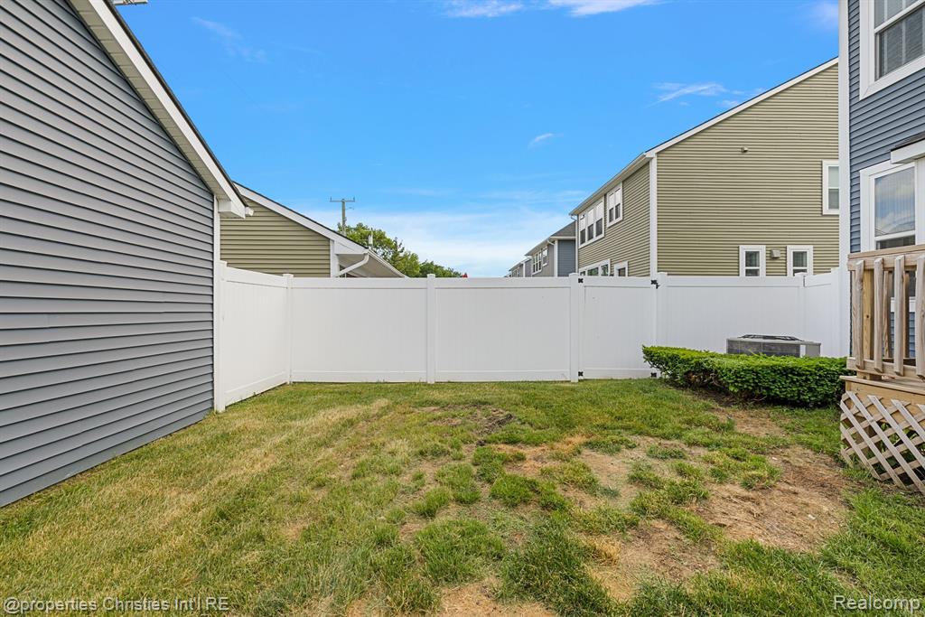 407 COLLEGE Street, Ferndale, MI 48220 — Photo 44