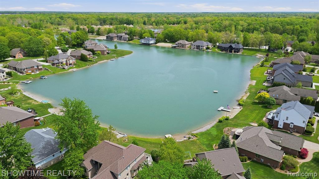 68125 Lake Angela Drive, Richmond, MI 48062 — Photo 8
