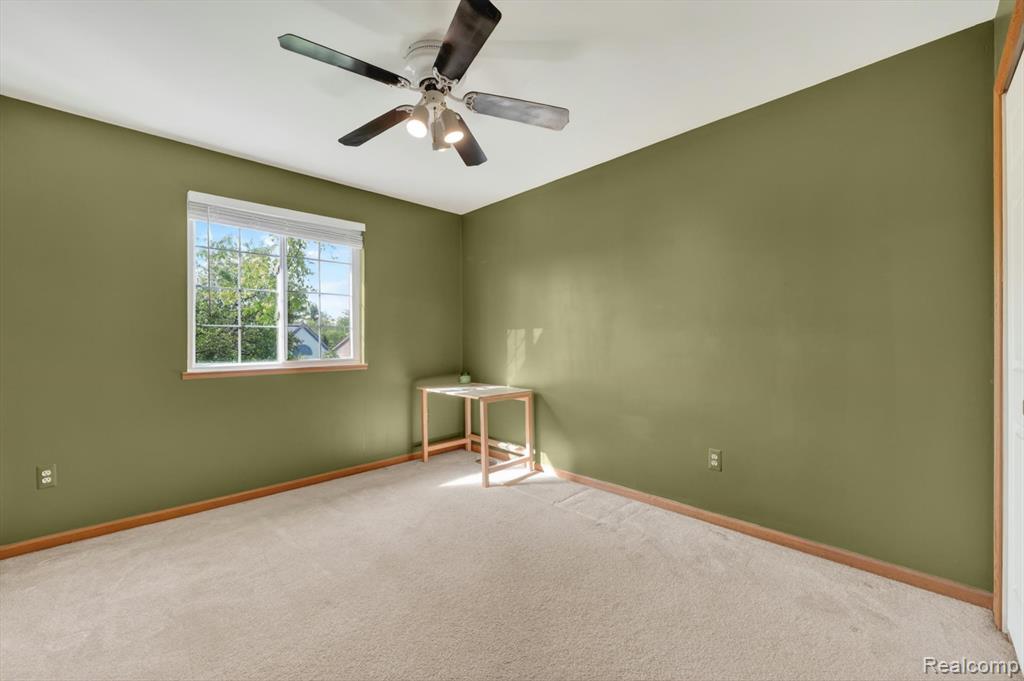 611 THORNEHILL Trail, Oxford, MI 48371 — Photo 28