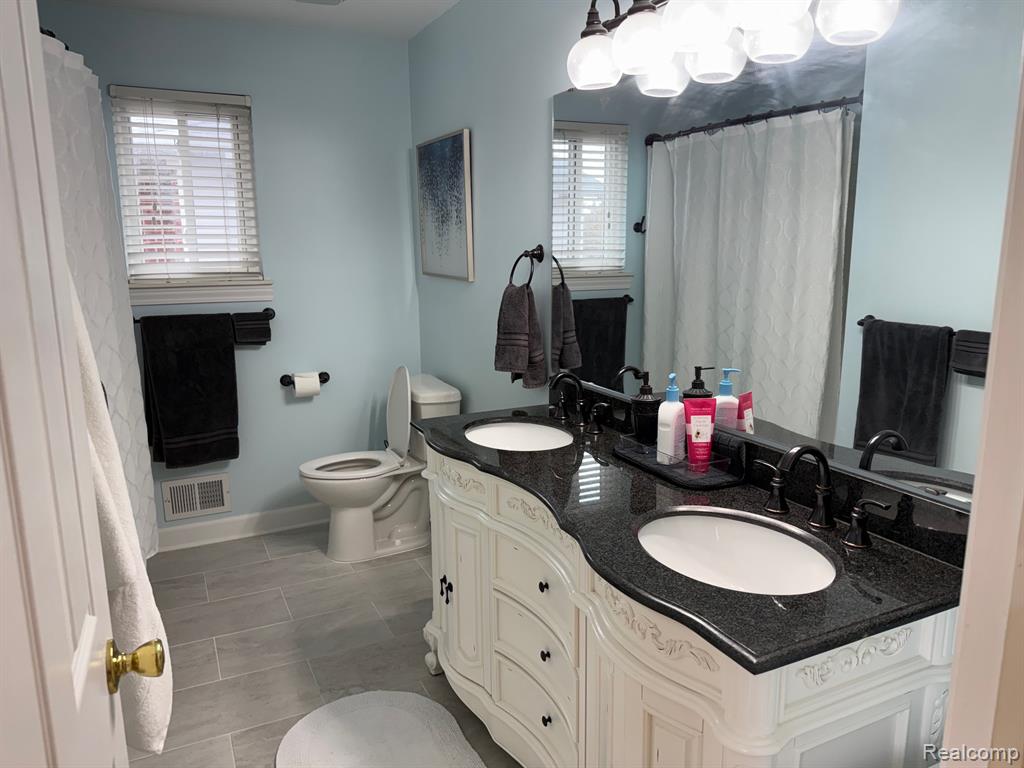 51367 D W Seaton Drive, New Baltimore, MI 48047 — Photo 25