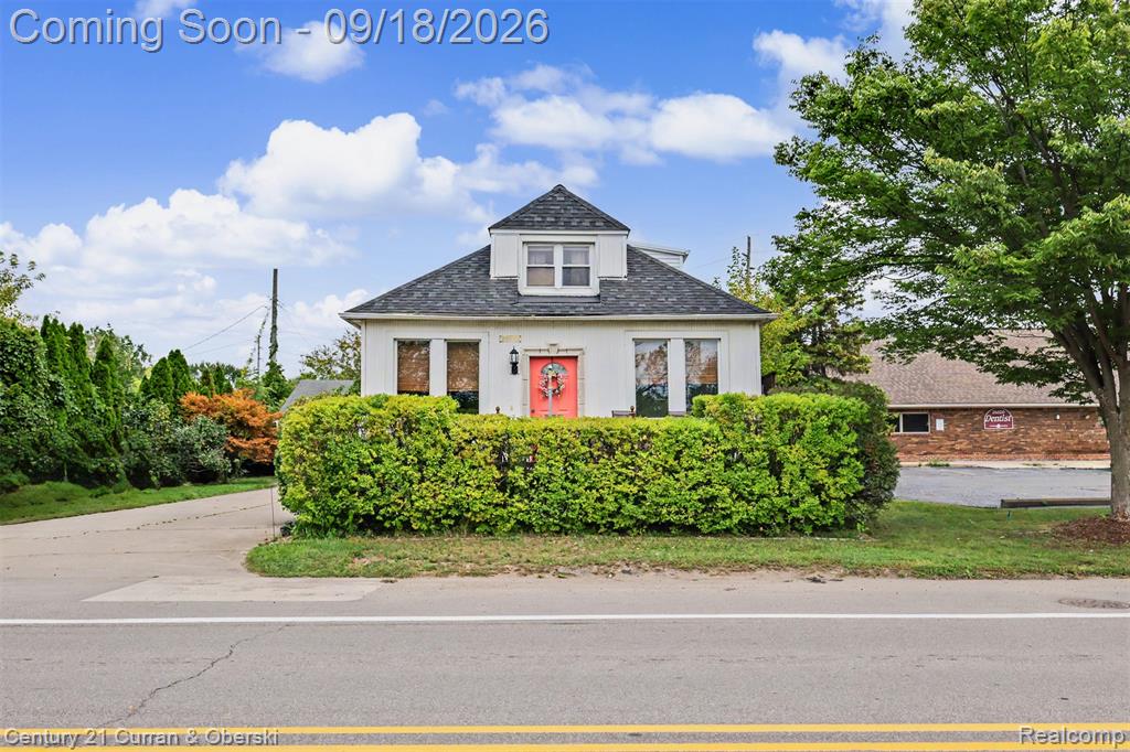 26552 W Huron River Drive, Flat Rock, MI 48134