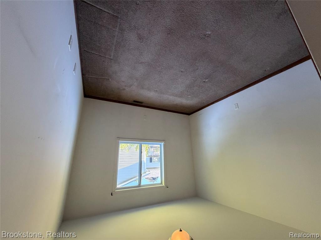 955 S 10th Street, St. Clair, MI 48079 — Photo 8