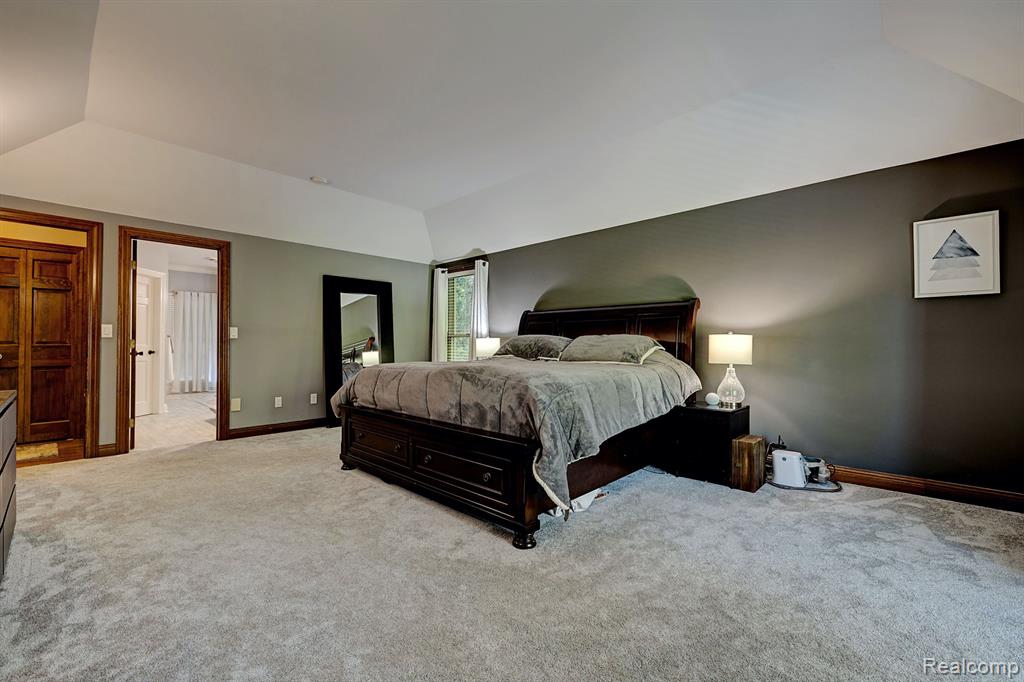 900 ROLLING PINES Drive, Ortonville, MI 48462 — Photo 28