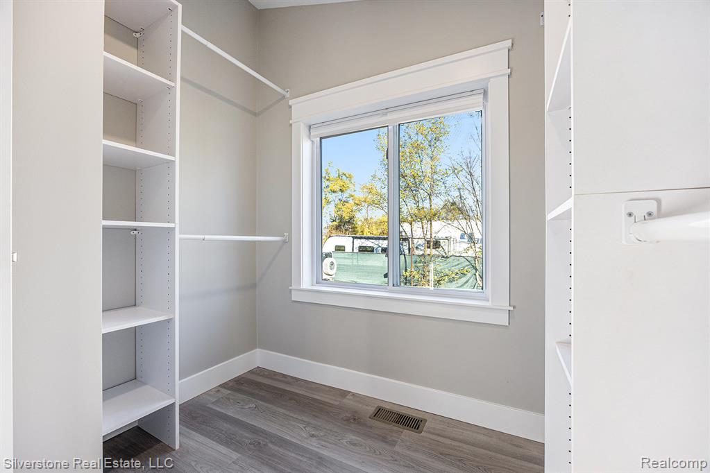 8080 Wicker, Washington, MI — Photo 15