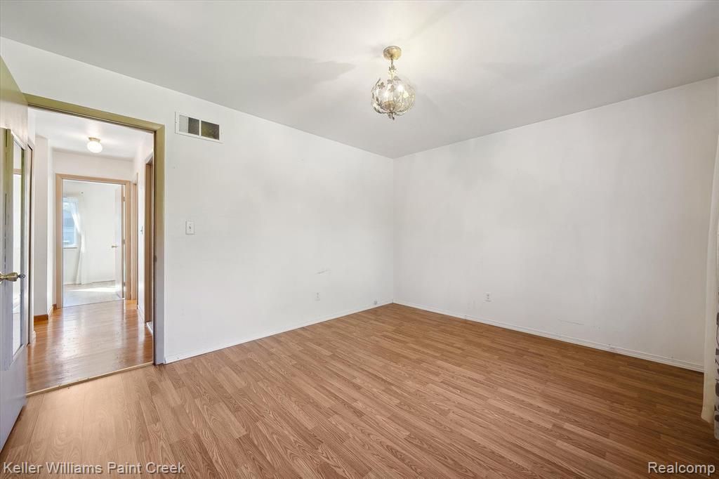 1852 MIDVALE Avenue, Ypsilanti, MI 48197 — Photo 24