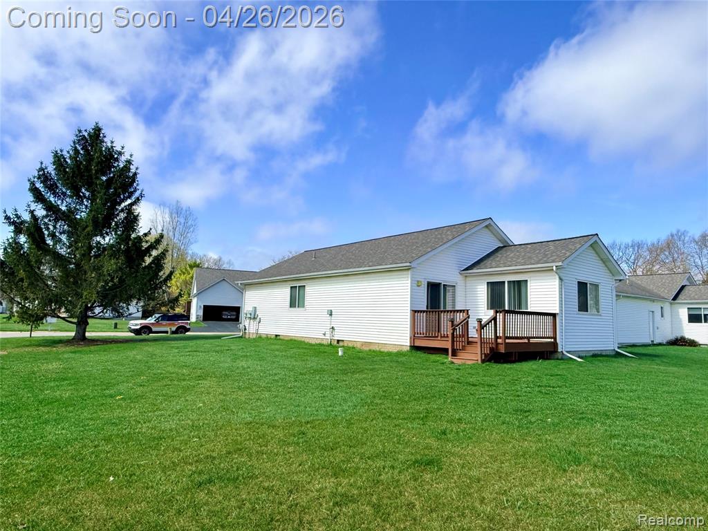 7192 Hawthorne Circle, Goodrich Vlg, MI — Photo 28