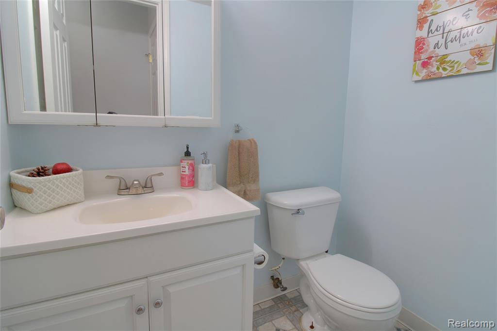 44503 N Umberland Circle, Canton, MI 48187 — Photo 17