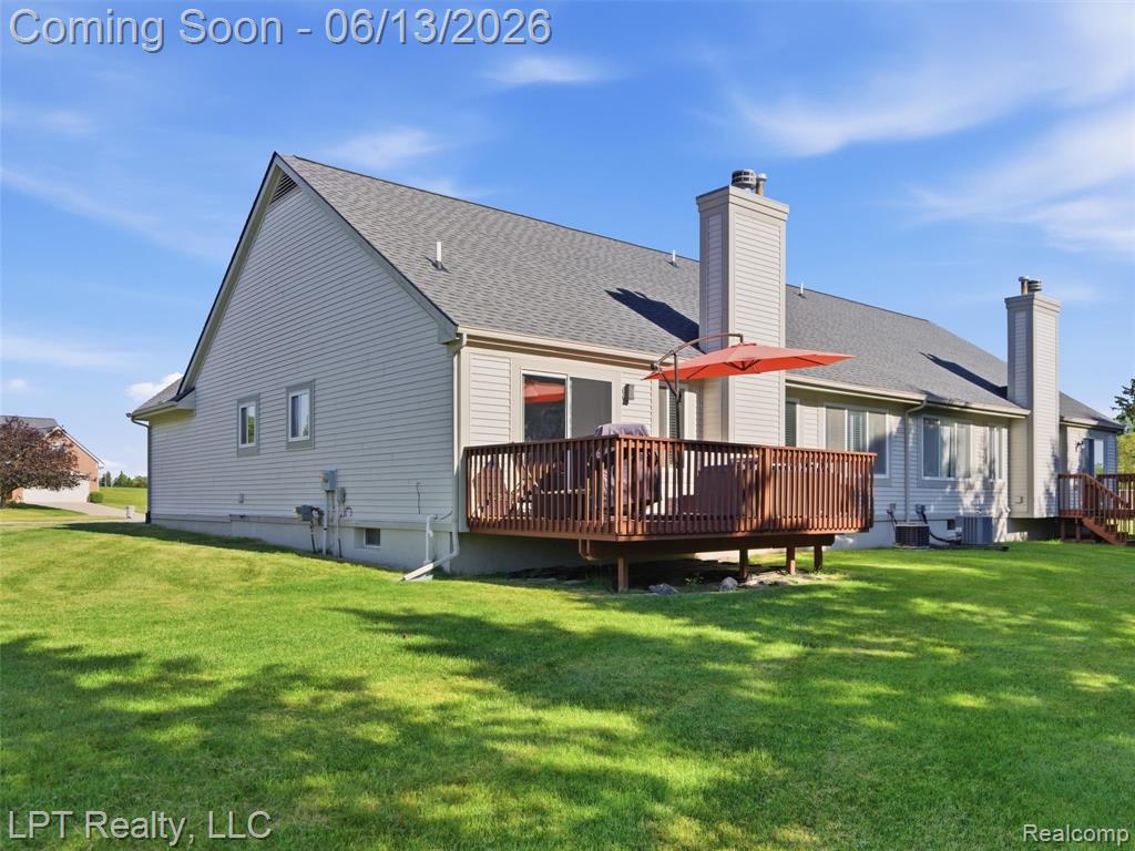 7035 Iris Court, Grand Blanc, MI 48439 — Photo 33