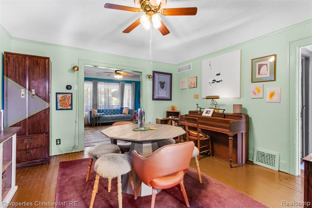 221 Chalmers Street, Detroit, MI 48215 — Photo 7