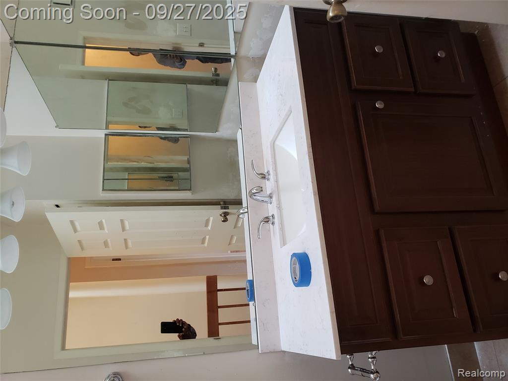 40050 Crosswinds, Novi, MI — Photo 13