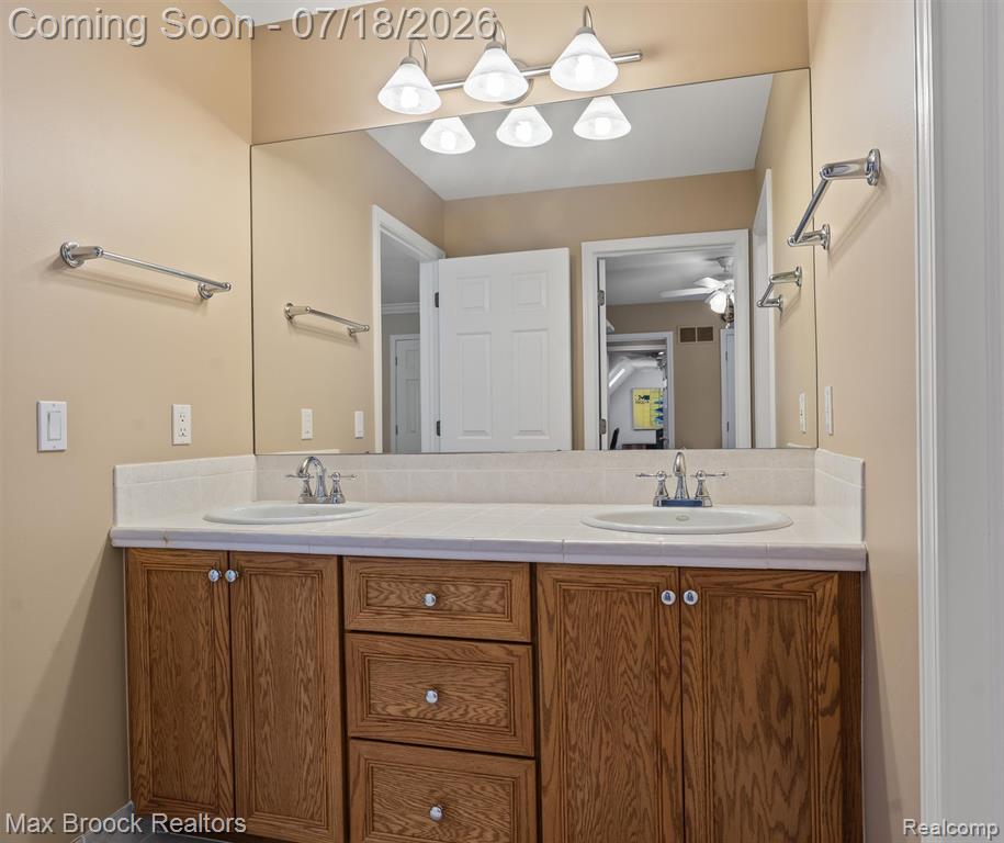 54878 Grenelefe Circle E, South Lyon, MI 48178 — Photo 30