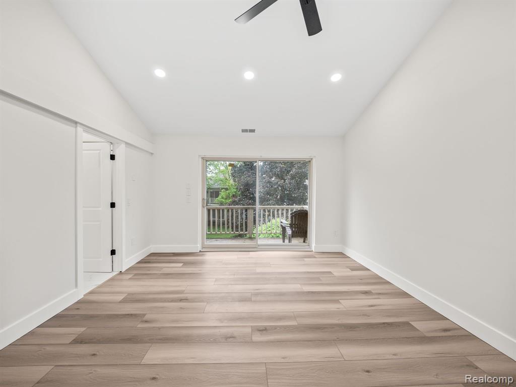 6943 Pebble Park Circle, West Bloomfield, MI — Photo 13