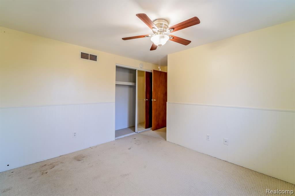 5809 HUNTINGTON Drive, Ypsilanti, MI 48197 — Photo 34