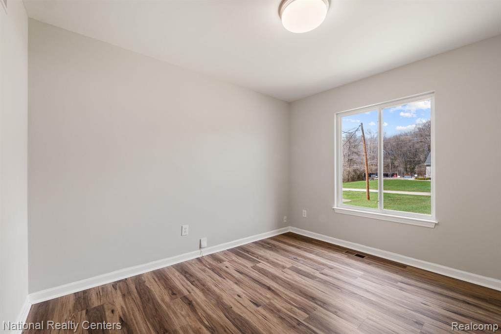 3025 Reeder Road, Clarkston, MI — Photo 25