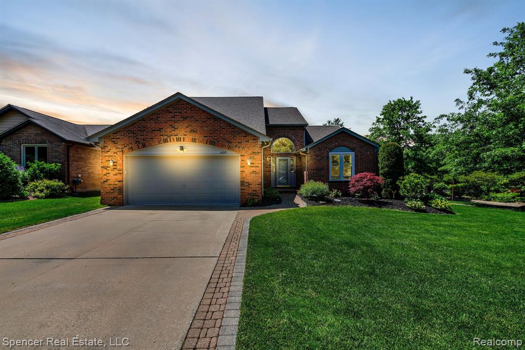 600 TURNBULL Street, Lapeer, MI 48446 — Photo 32