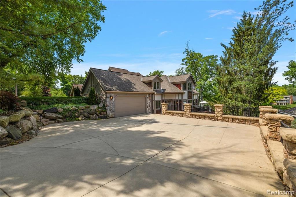 1739 Ridge Road, White Lake, MI 48383 — Photo 75